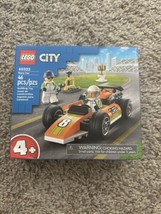 LEGO CITY: Race Car (60322) 46 pcs/pcz - $136.30 MXN