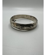 Antique Etched Sterling Silver Hinged Bangle Bracelet BrB5 - £65.59 GBP