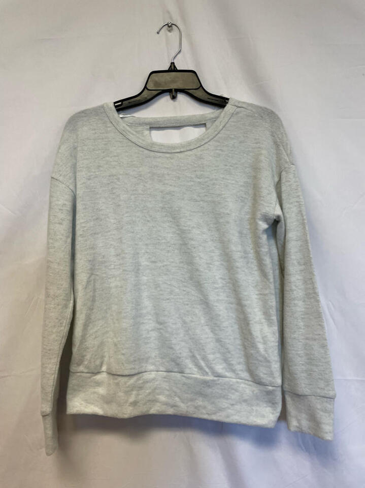 Hippie Rose Women&#39;s White Long Sleeve Sweater Size Small - $9.69