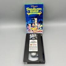 Disney&#39;s Sing Along Songs Very Merry Christmas Songs Volume 8 VHS Tape - £11.84 GBP