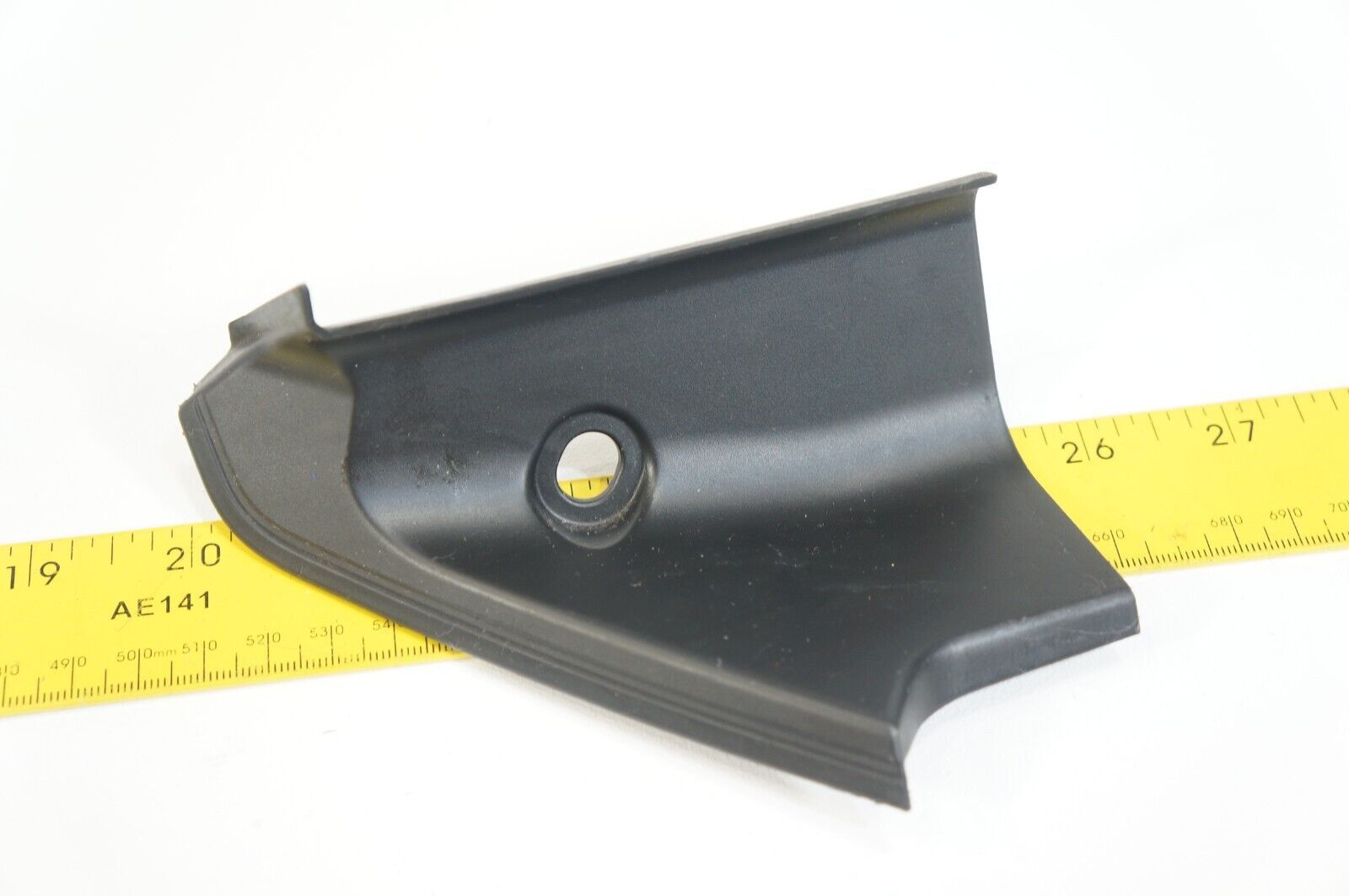 10-2016 mercedes w207 e350 e550 2 door front right a-pillar rocker moldi... - $17.87