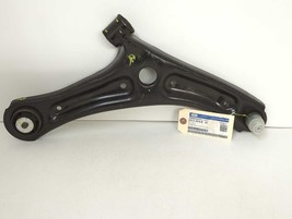 New OEM Genuine Ford Front Lower Control Arm 2018-2022 EcoSport RH GN1Z-3078-B - £94.62 GBP