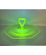 VINTAGE URANIUM GLASS PLATTER 10&quot; HANDLE SERVING TRAY GLOWS UV - $72.89 CAD