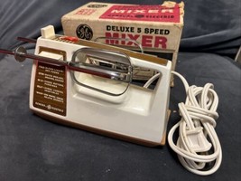 Vintage GE General Electric Deluxe 5 Speed Mixer M22 3522 ALMOND IN BOX USA - £15.57 GBP