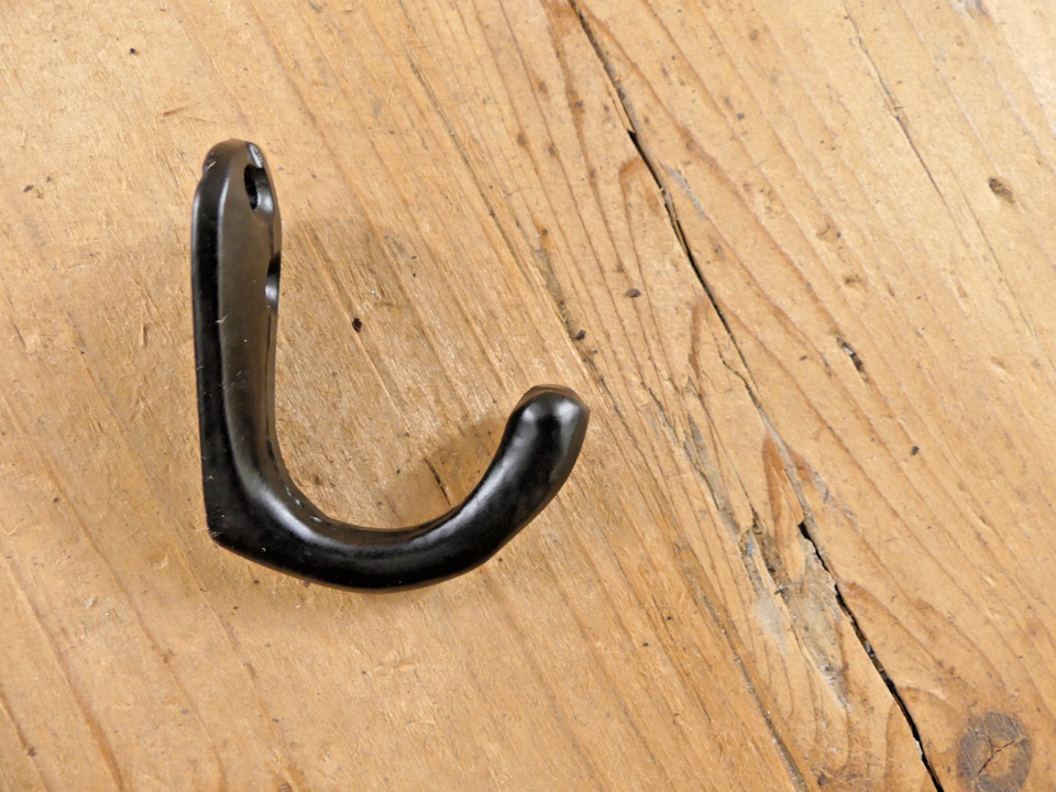 3 BLACK COAT HOOKS IRON CUP DOG LEASH HAT HOOK RESTORATION SMALL KITCHEN BATH Item image 7