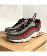 Nike Air max 95 Dark Light Grey Red 5.5Y Women’s Size 7 Athletic Sneakers - $753.77 MXN