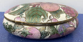 Toyo China Vintage Oval Enameled Trinket Box w Lid Fruit Grapes Design Ceramic - £19.77 GBP