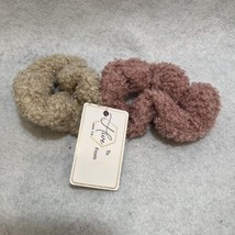 2X2 Hive and Co. Cozy Comfort Hair Scrunchies Hair Ties 3.5 × 3.5 in Pink Beige - £2.77 GBP