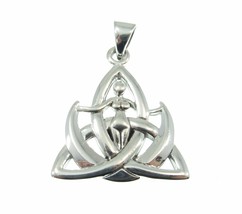 Solid 925 Sterling Silver The Majestic Power of Three Trinity Goddess Pendant - £39.73 GBP
