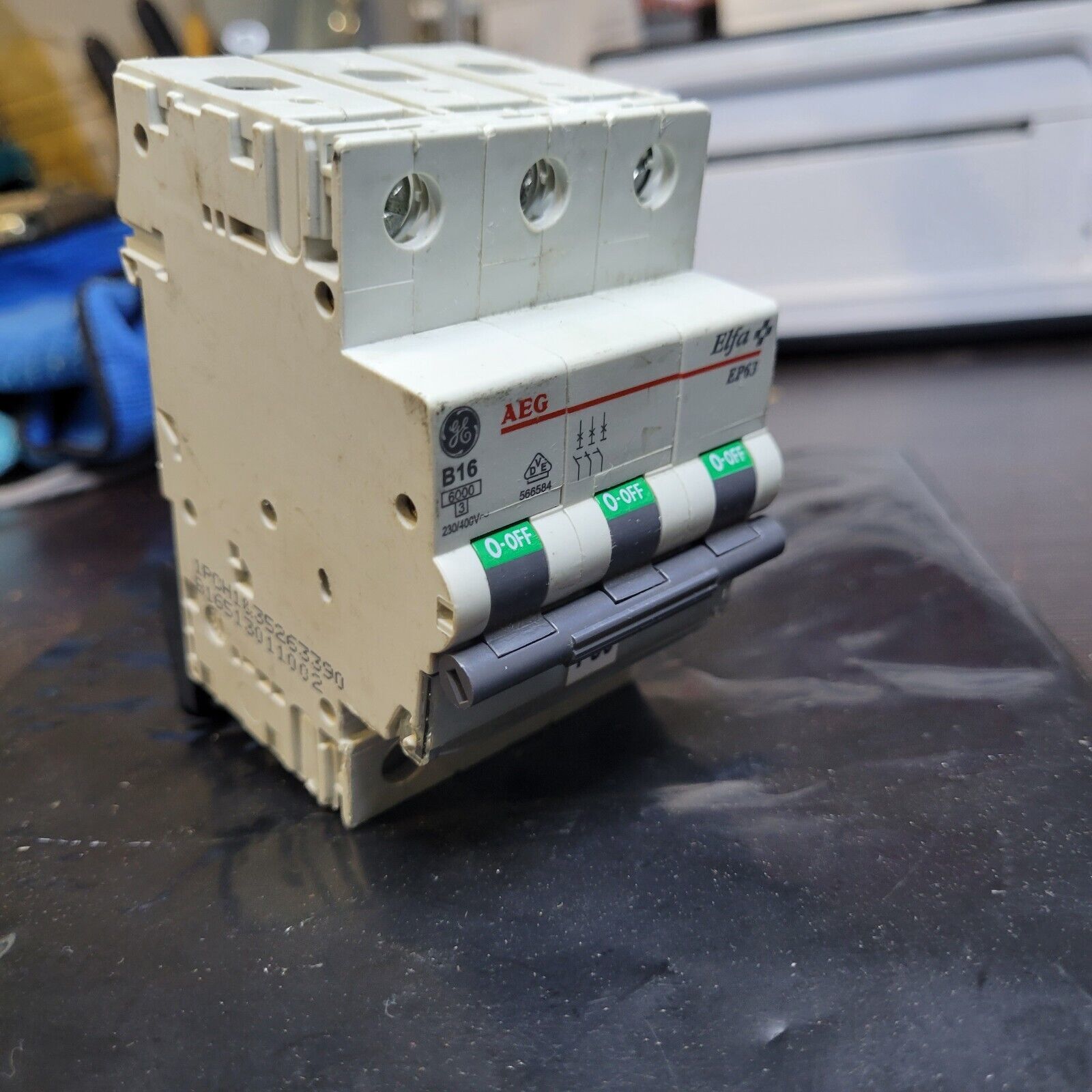 GE General Electric 3P Circuit Breaker V-Line B16 16 Amp 230/400 ELFA EP... - $14.85