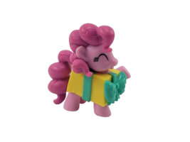 My Little Pony Pinkie Pie in Present Gift MLP Mini Figure - £6.07 GBP