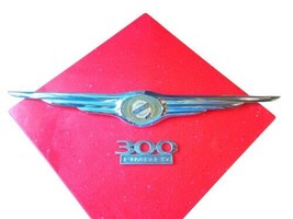 2008 - 2010 Chrysler 300 LIMITED REAR Nameplate Badge Emblem Wings 68019645AB - £25.17 GBP