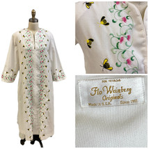 Vintage Flo Weinberg  &quot; Bees&quot;  Zip Up Robe 1970s M/L White Poly Cotton - $88.21