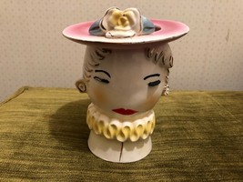 Vintage Mcm Irice Lady Head Vase W Yellow Ruffled Collar &amp; Wide Brim Hat - £23.29 GBP