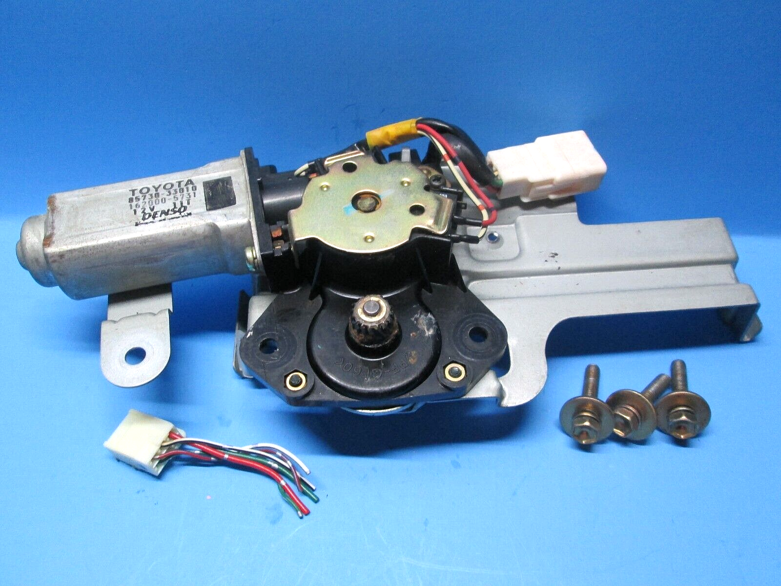 1998-2003 Toyota Sienna sunroof motor gear Sliding roof Assembly 63260-4... - $123.49