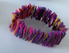 Pink multicolored shell stretch bracelet - £15.73 GBP