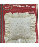 Paragon Candlewick-Plus 14&quot; Pillow Kit &quot;A Very Merry Christmas&quot; Lace &amp; R... - $168.06 MXN
