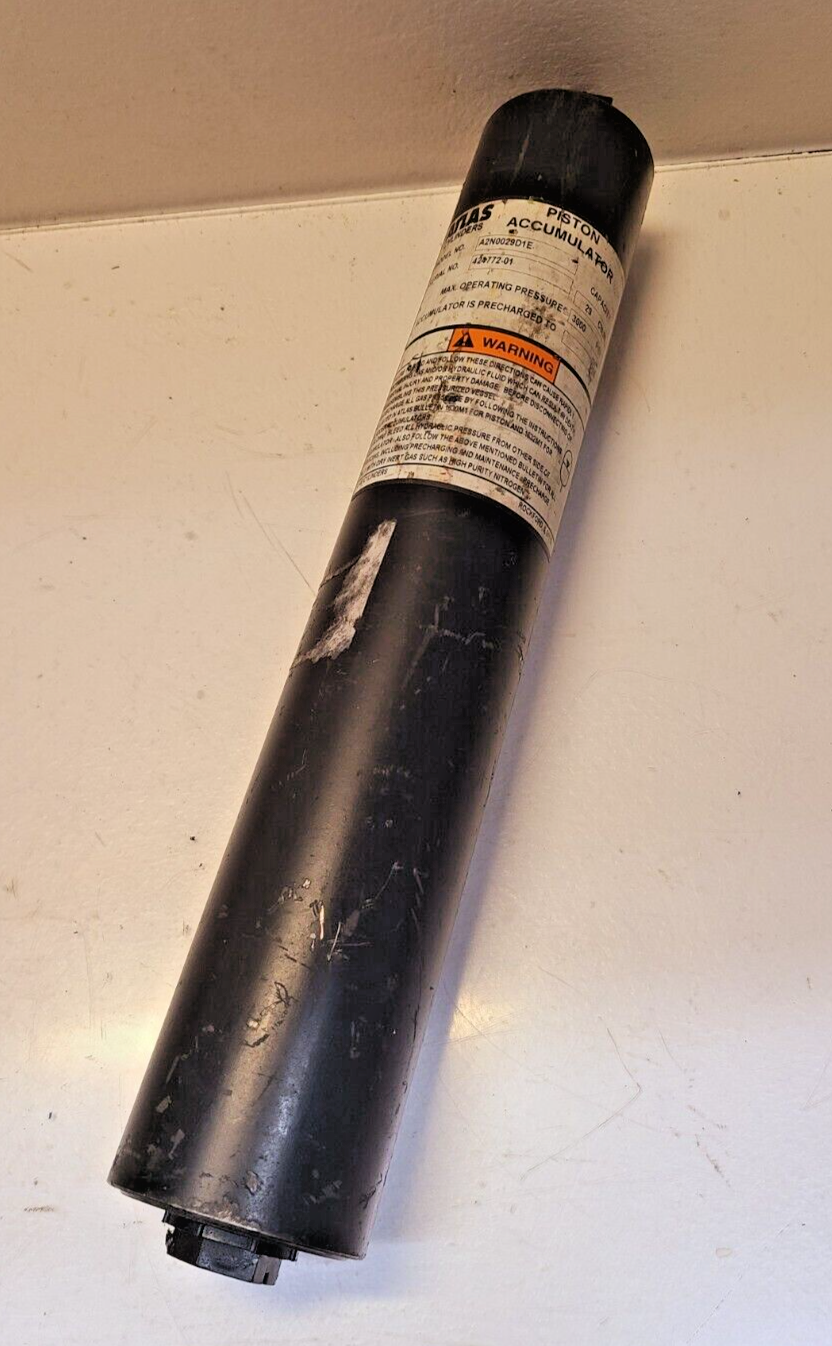 Atlas Cylinders Piston Accumulator A2N0029D1E | 424772-01 | 29 CU.IN. | ... - $244.99