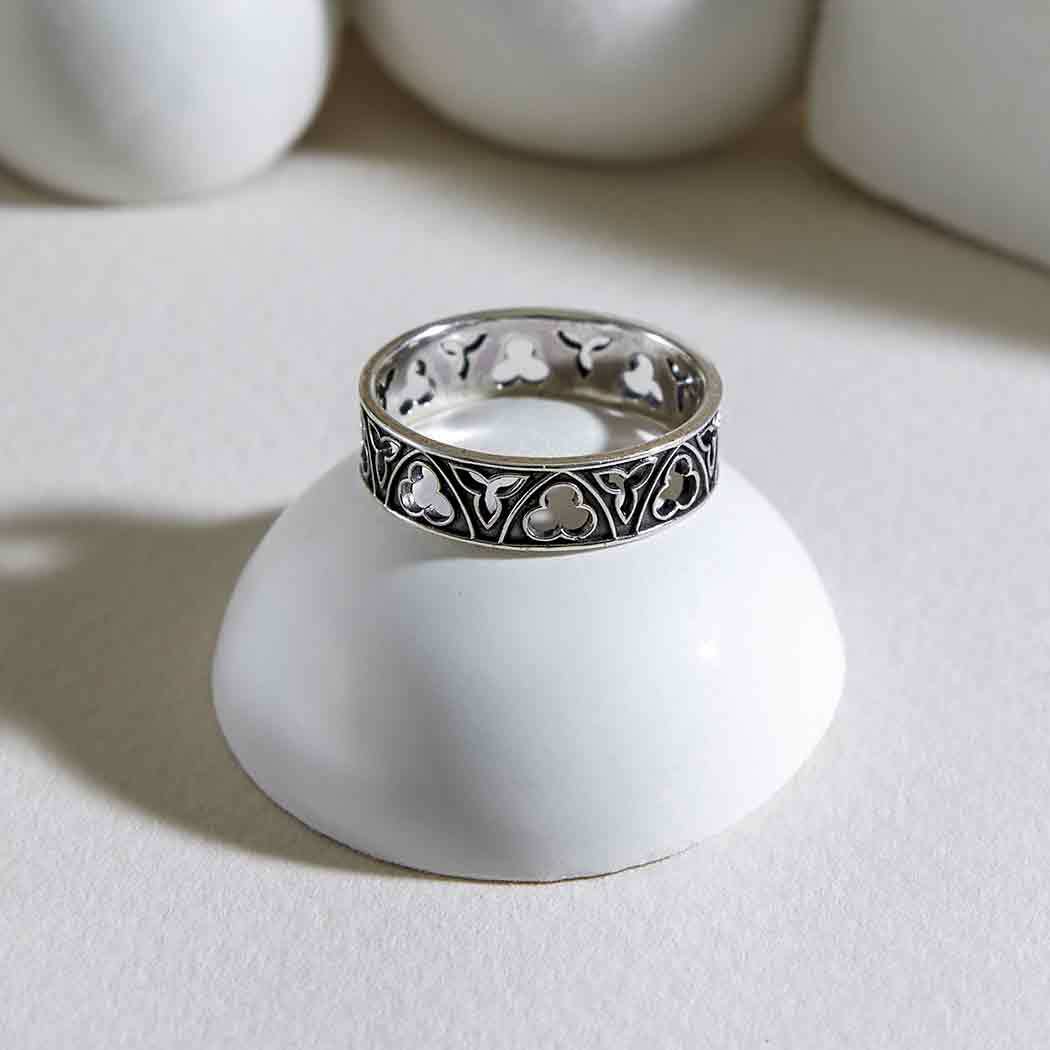 Sterling Silver Gothic Window Band Ring - $43.60