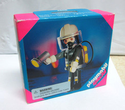 Playmobil Special 4608 Fireman w/ Flashlight Brand New in Box Rare - $17.99