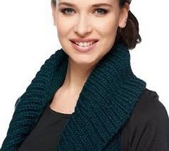 VT Luxe Chunky Ruffle Convertible Loop Scarf Vest (QVC) 3 colors - £10.41 GBP