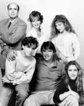 American Dreamer 1990 sitcom Robert Urich Carol Kane Jeffrey Tambor 5x7 photo - £5.55 GBP