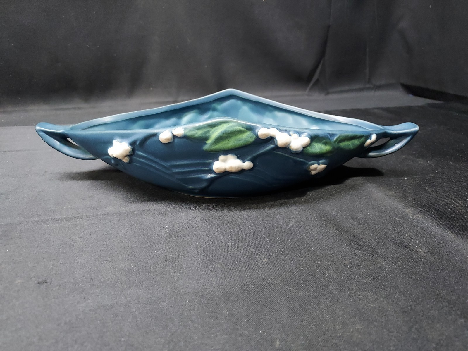 1940s Roseville Pottery Blue Snowberry Console Dish Double Handles # 18L1-10 Item image 6
