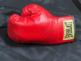 Sugar Ray Leonard &amp; Marvelous Marvin Hagler Autographed Boxing Glove JSA - £739.15 GBP