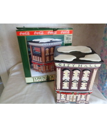 #6408 Coca Cola Town Square Collection City Hall #56209 715429562090 1993  - €36,35 EUR