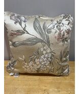 Croscill Home ~ Iris Square Throw Decorative Pillow 18&quot; Floral Cottage - $429.83 MXN