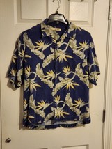 Tommy Bahama Hawaiian Short Sleeve Size Large Men 100 Percent Silk Shirt - $19.79