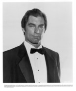 1989s LICENSE TO KILL Timothy Dalton as tuxedoed Bond original b/w 8x10 ... - $285.40 MXN