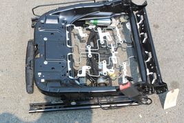 2004-2007 VOLKSWAGEN TOUAREG FRONT PASSENGER RIGHT SEAT TRACK ASSEMBLY J1853 image 7