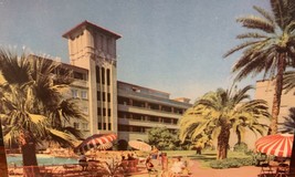 Phoenix, Arizona Postcard &quot;Patio Suites at HOTEL WESTWARD HO&quot; Pool Scene c1950s - £4.70 GBP