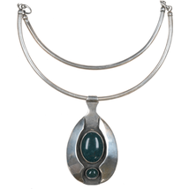 1975 Modernist Sterling bloodstone pendant choker necklace 17&quot; - $259.88