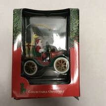 Santa&#39;s Best Christmas Charmers Ornament Classic Car NIB W Reindeer - £11.86 GBP