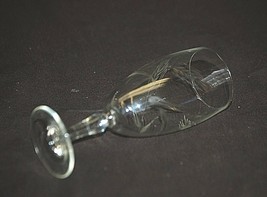 Elegant Clear Cut Glass Wine Goblet w Wheat Etched Pattern 5-5/8&quot; Stemware - £7.88 GBP