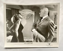 The Double Man Yul Brynner Britt Ekland Movie Still Press Photo B &amp; W 8&quot;... - £5.29 GBP