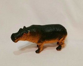 Hippopotamus Hippo Figure Gray Tan 4.5&quot;  1998 TM Plastic Toy Africa Wild Animal  - £14.38 GBP