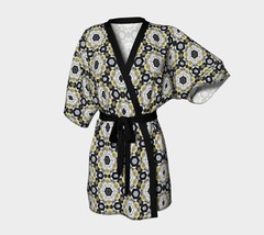 Kimono Robe | Black And Gold Honeycomb |  Bridal Wear Grooms&#39; Wear , Spa... - £52.14 GBP