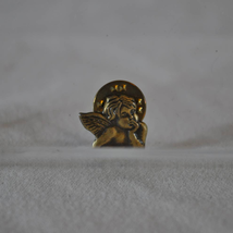 Cherub/Angel Bust Lapel Pin - £11.62 GBP