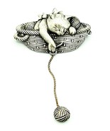 Vintage JJ Jonette Pewter Cat With Yarn Brooch Pin - £14.08 GBP