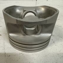 MAHLE Piston F1485800001916 | 89L28 | 1K44876/22 (1 Qty) - $39.09