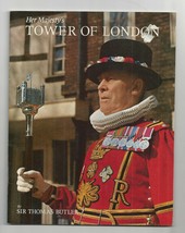 Royal Family Her Majesty&#39;s Towner Of London 1st Printing 1973 Nrmt Pb - £10.95 GBP
