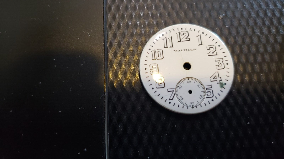 Vintage 30's 40's Waltham Men's Wristwatch Watch Enamel Dial White black subdial - $37.99