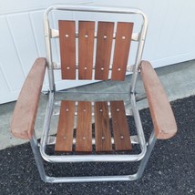 Childs Vintage Redwood 8 Slat Aluminum Frame Folding Lawn Chair Wooden Armrest - £52.86 GBP