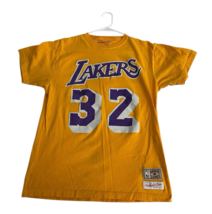 Los Angeles Lakers MAGIC JOHNSON T- Shirt Jersey Style Men&#39;s Medium Yell... - $46.81 CAD