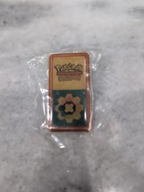 Pokemon Kanto League Trading Card Game Pin Rainbow Gym Badge, 1999 Colle... - $2.97
