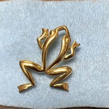 Crown Trifari Gold Tone Open Back Figural Frog Brooch Pin 1 5/8”x1 1/8” signed - £15.71 GBP
