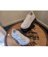 NEW ON Cloudnova Form, Women’s Size 6.5 - €114,99 EUR